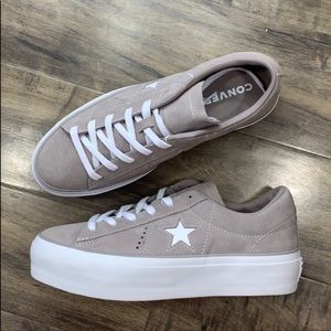 NEW CONVERSE ONE STAR PLATFORM Sz 10